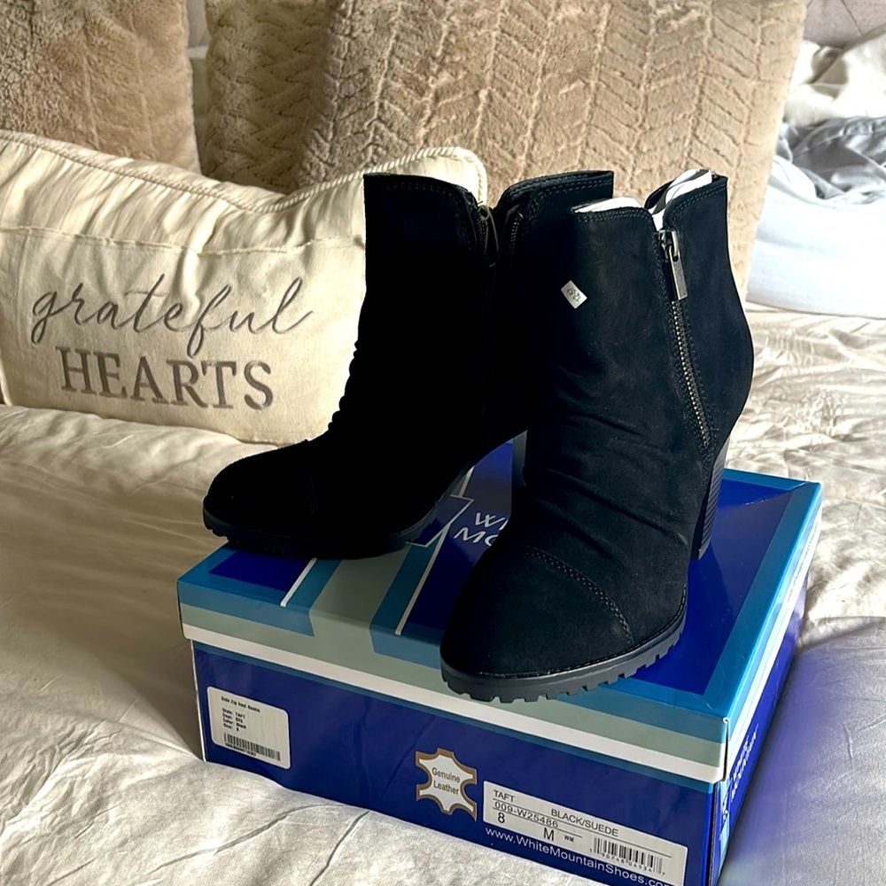 White mountain heeled boots “Taft” NEW -never been worn -w/tags and box size 8M